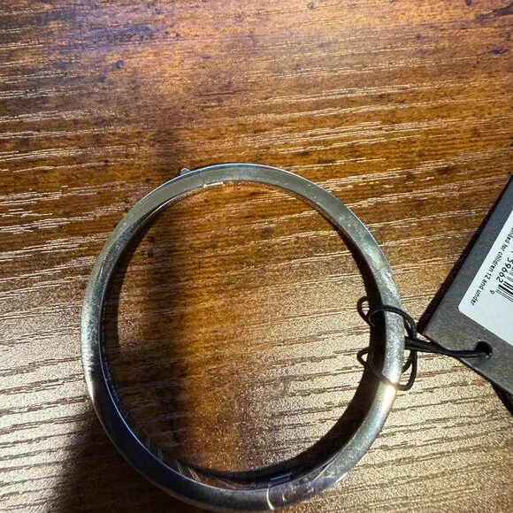 NWT Kate Spade Ring It Up Pave Bangle in Silver/Clear - Picture 5 of 6